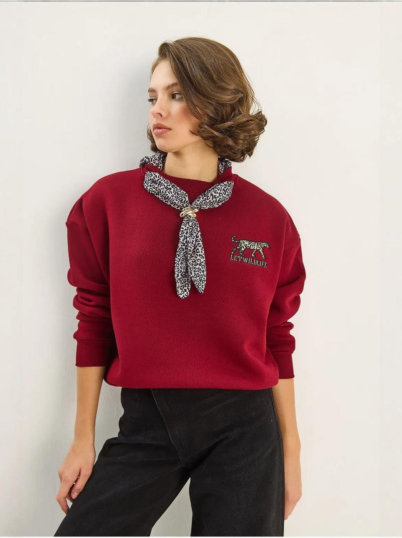 Sweatshirt de gola redonda com acessório estampado lucci Vermelho bordô - Kiabi