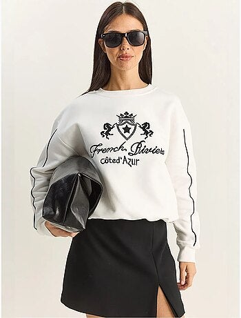 Sweatshirt de gola redonda com bordado lucci