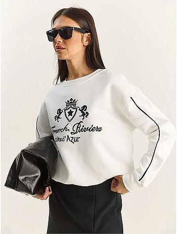 Sweatshirt de gola redonda com bordado lucci