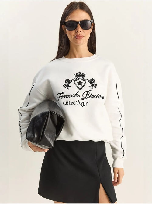 Sweatshirt de gola redonda com bordado lucci - Kiabi