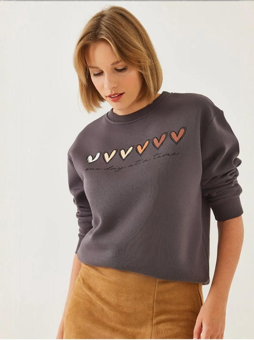 Sweatshirt de gola redonda com estampado de corações lucci - Kiabi