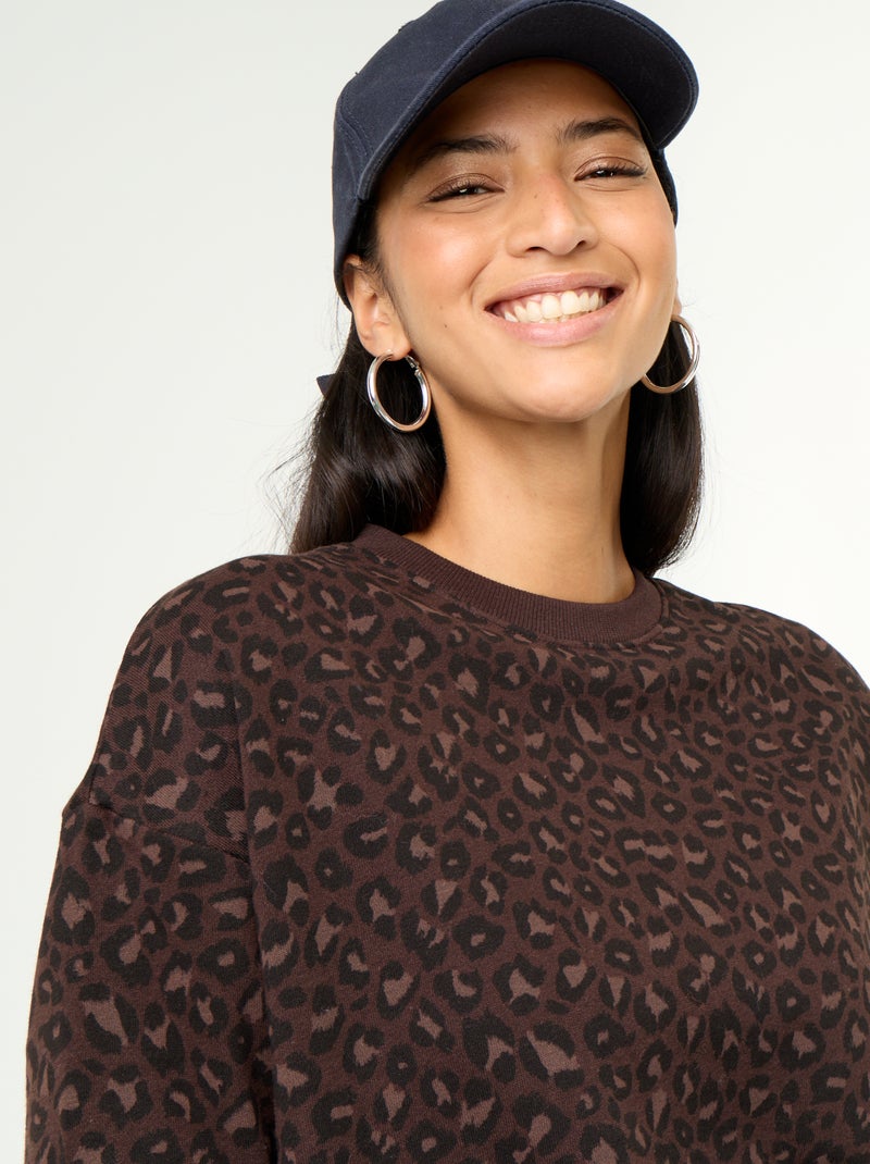 Sweatshirt de gola redonda com inscrição à frente Castanho - Kiabi