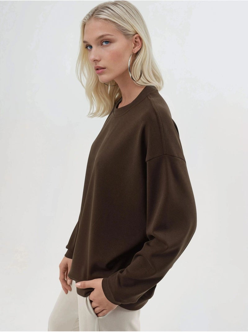 Sweatshirt de malha relaxed fit com decote redondo busem Castanho-escuro - Kiabi