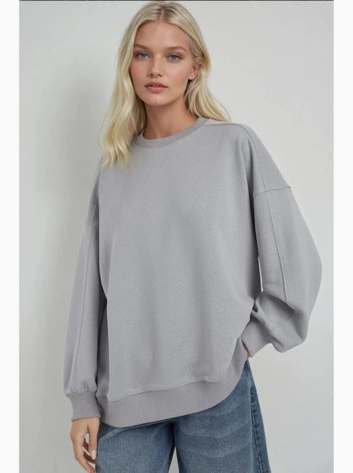 Sweatshirt de malha relaxed fit com gola redonda hiccup - Kiabi Sweatshirt de malha relaxed fit com gola redonda hiccup - Kiabi