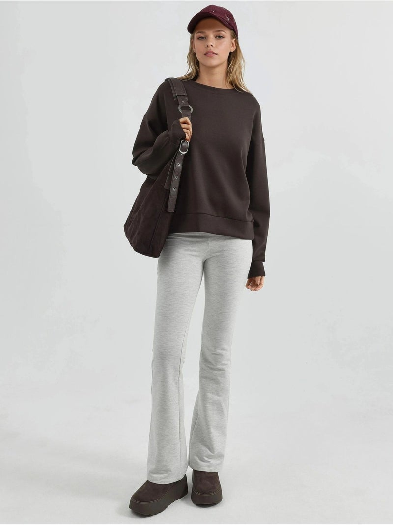 Sweatshirt de modal relaxed fit com gola redonda busem Castanho-escuro - Kiabi