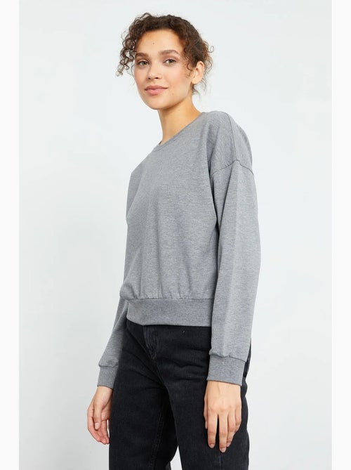 Sweatshirt de mulher relaxed com decote redondo tommy - Kiabi Sweatshirt de mulher relaxed com decote redondo tommy - Kiabi