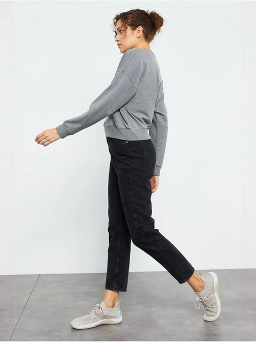 Sweatshirt de mulher relaxed com decote redondo tommy - Kiabi Sweatshirt de mulher relaxed com decote redondo tommy - Kiabi
