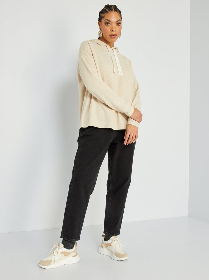 Sweatshirt em malha com capuz BEGE - Kiabi