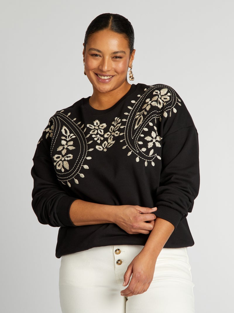Sweatshirt em moletão com bordados PRETO - Kiabi
