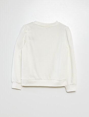 Sweatshirt em moletão liso com coração bordado