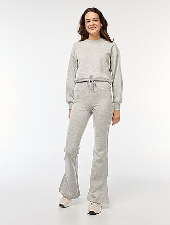Sweatshirt em moletão liso suave e quente