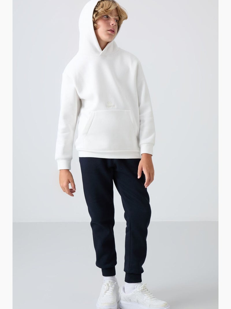 Sweatshirt infantil com capuz e bolso tommy Branco - Kiabi