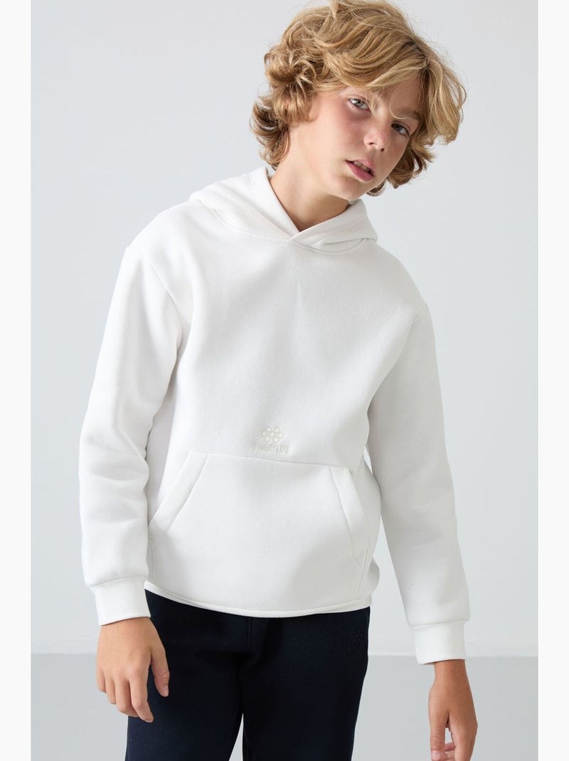 Sweatshirt infantil com capuz e bolso tommy Branco - Kiabi