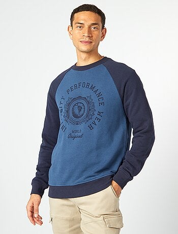 Sweatshirt leve com mangas raglã