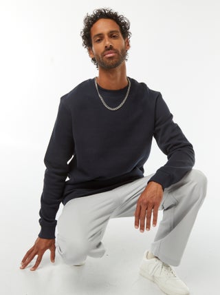 Sweatshirt lisa em moletão cardado de gola redonda