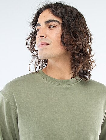 Sweatshirt lisa em moletão leve