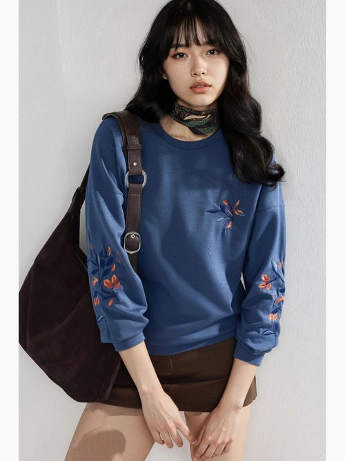 Sweatshirt modal touch com gola redonda e bordado, coleção bersan hiccup - Kiabi Sweatshirt modal touch com gola redonda e bordado, coleção bersan hiccup - Kiabi