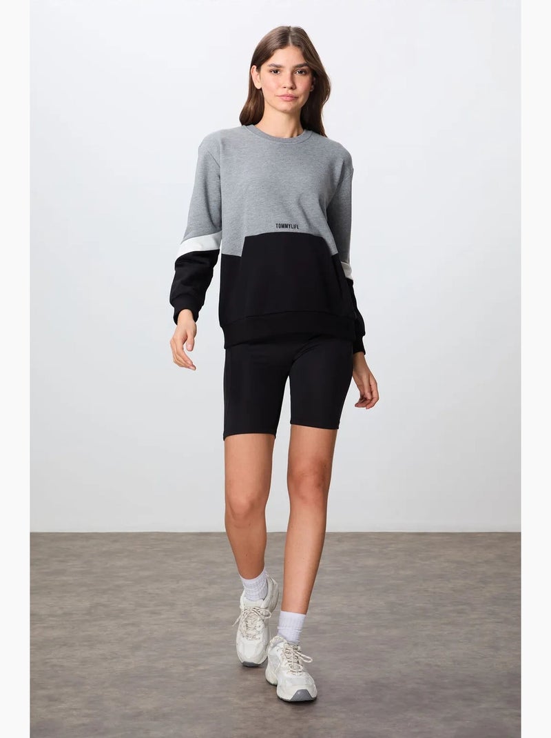 Sweatshirt oversized color block com gola redonda tommy Cinza-preto - Kiabi