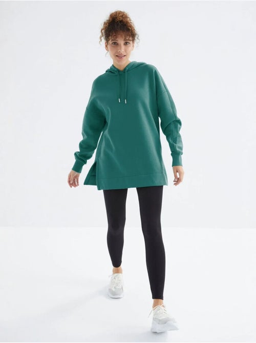 Sweatshirt oversized com capuz e bolso tommy - Kiabi Sweatshirt oversized com capuz e bolso tommy - Kiabi