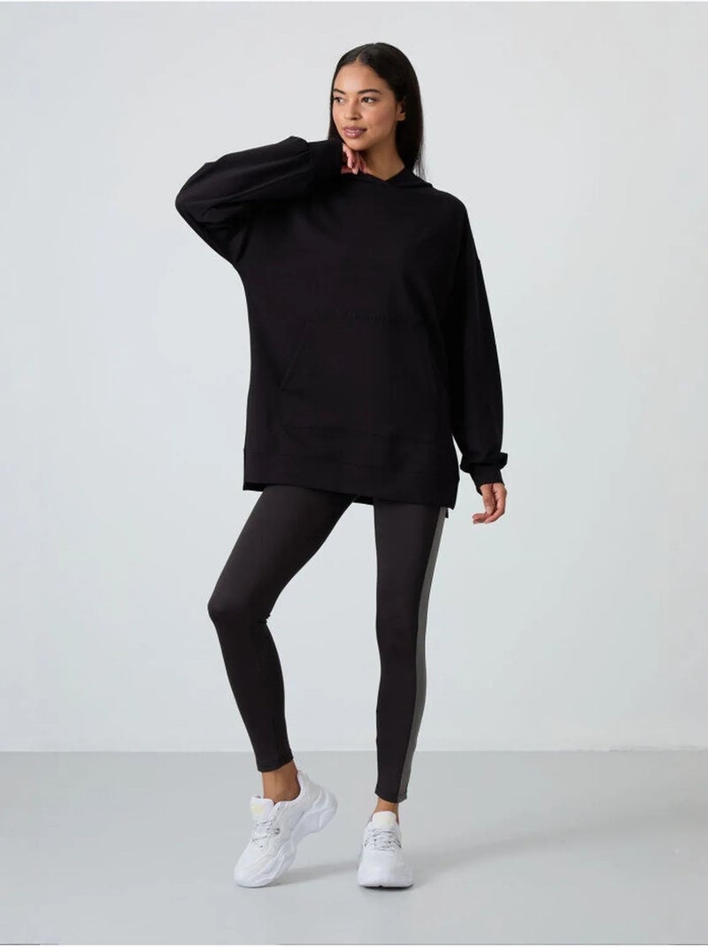 Sweatshirt oversized com capuz, estampado e bolso tommy Multicolorido - Kiabi