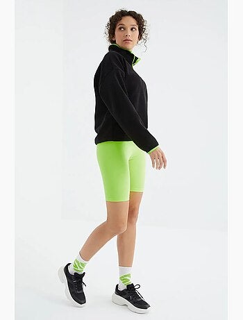 Sweatshirt oversized em pelúcia com meia abertura de fecho tommy