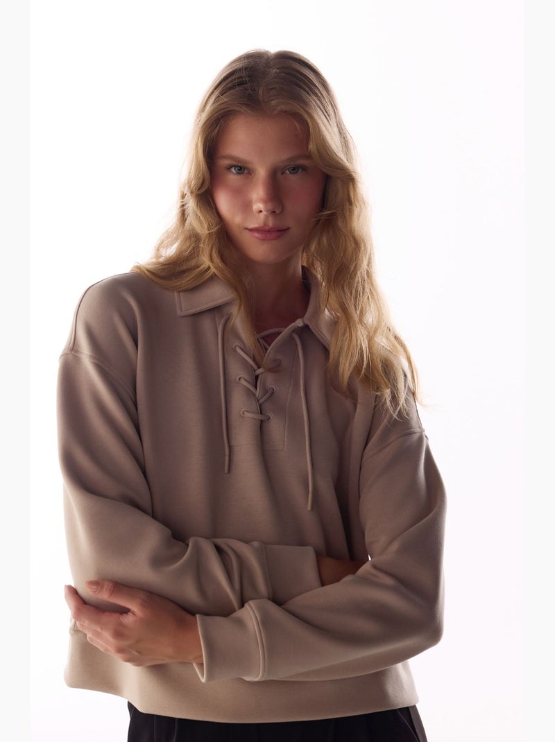 Sweatshirt silky touch com cordões e manga comprida penti Bege-argila - Kiabi