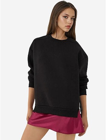 Sweatshirt texturizada de gola redonda com detalhe de fecho hiccup