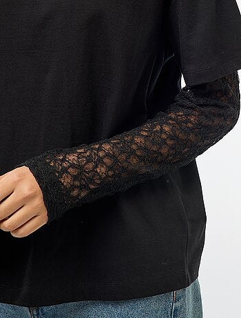 T-shirt 2 em 1 com mangas em renda