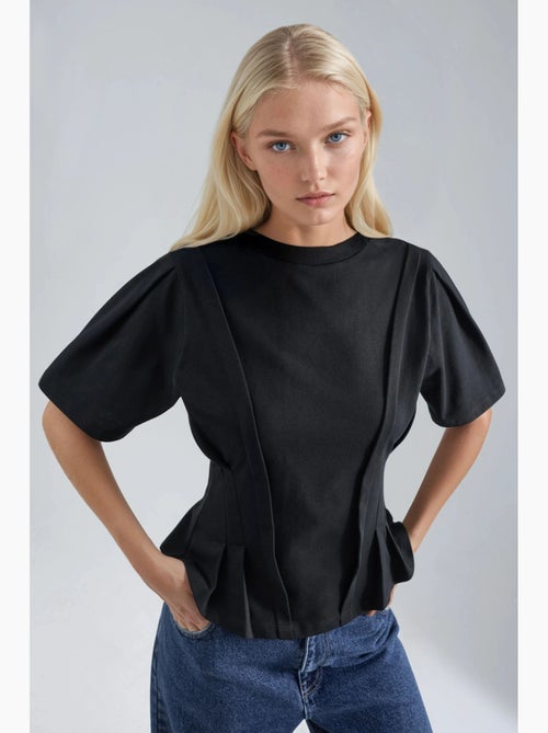T-shirt ajustada com gola redonda hiccup - Kiabi