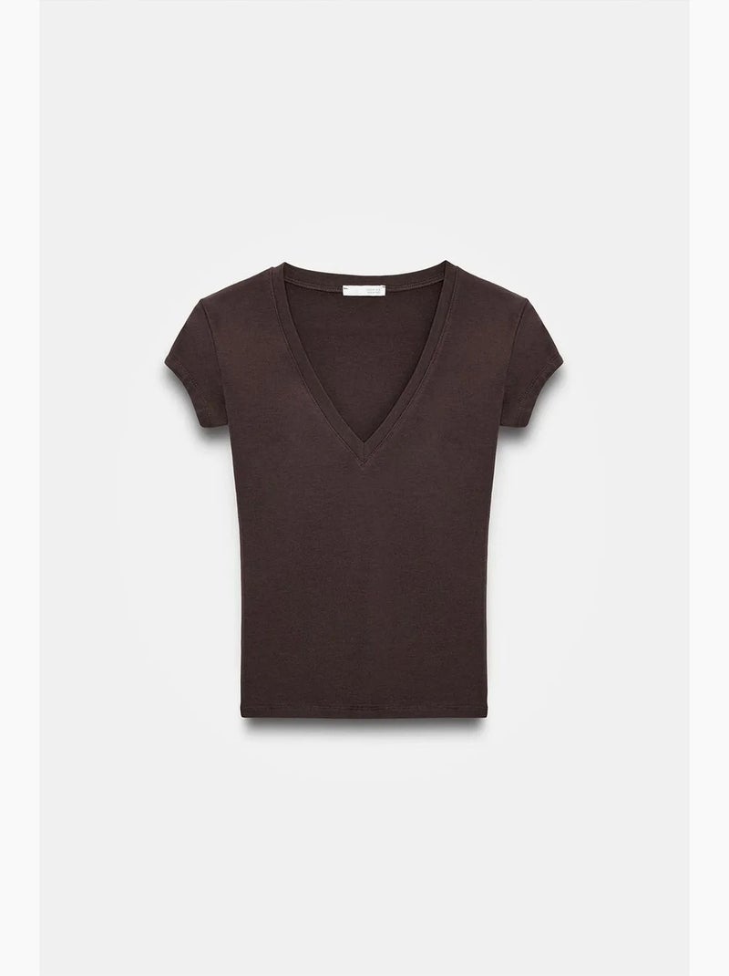 T-shirt ajustada decote v manga curta dilvin Castanho-chocolate - Kiabi