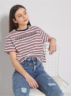 T-shirt às riscas bordada - Kiabi