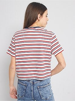 T-shirt às riscas bordada - Kiabi