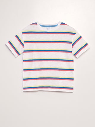 T-shirt às riscas coloridas
