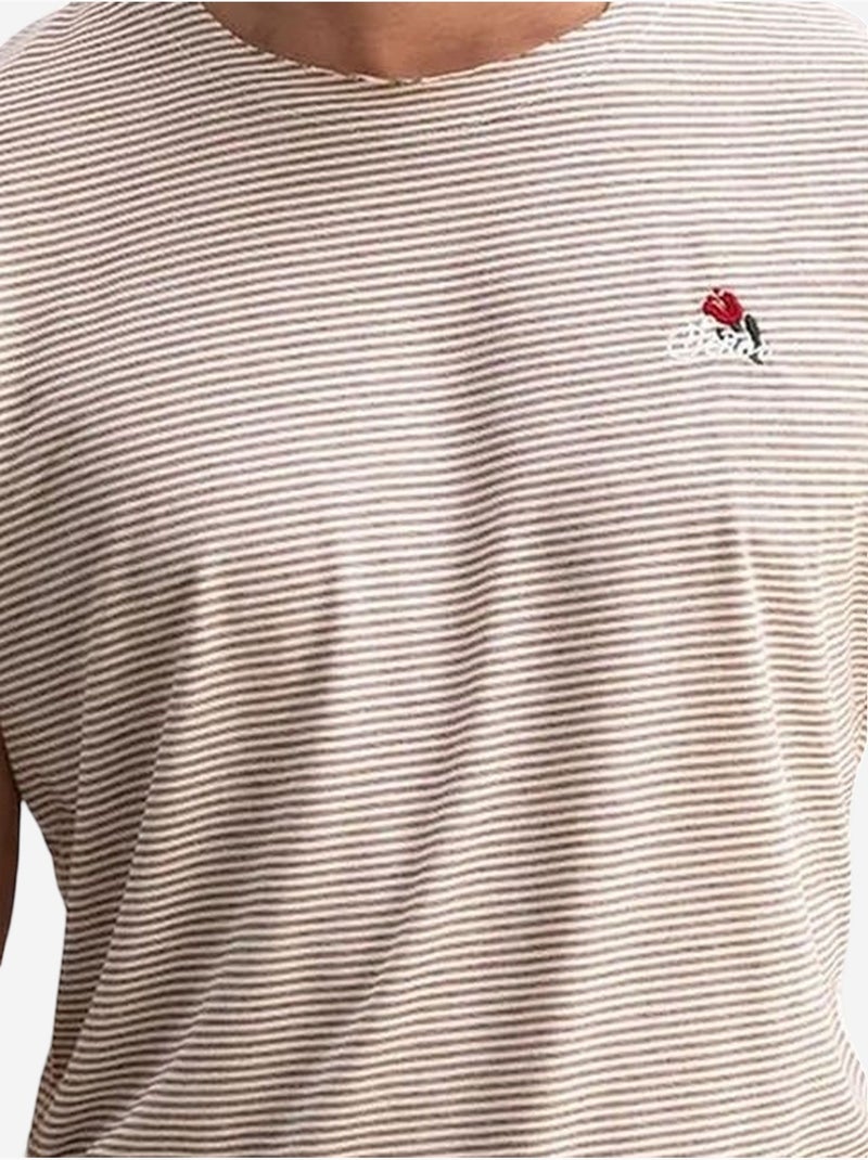 T-shirt às riscas com gola redonda e bordado giesto Castanho-claro - Kiabi