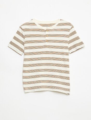 T-shirt às Riscas com Gola Tunisina