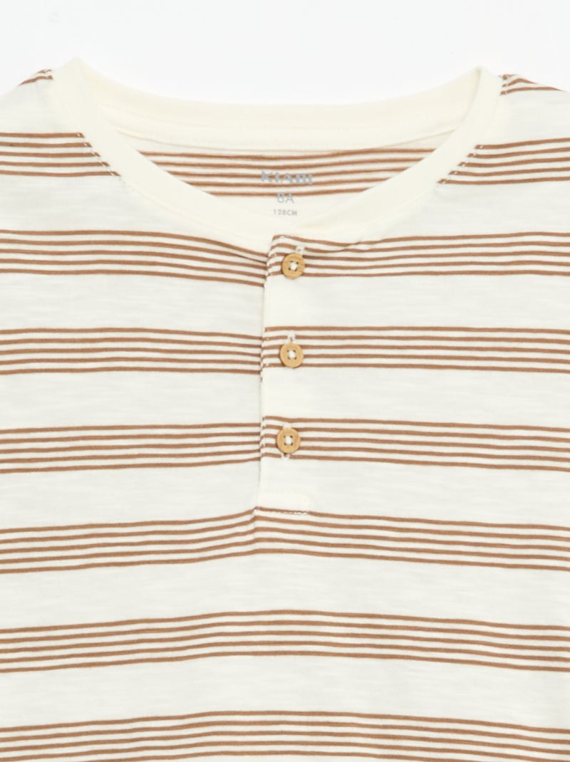 T-shirt às Riscas com Gola Tunisina Bege - Kiabi