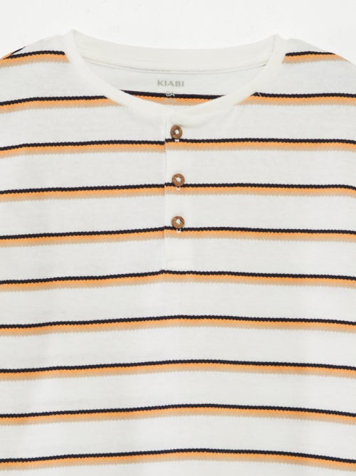 T-shirt às riscas com gola tunisina - Kiabi