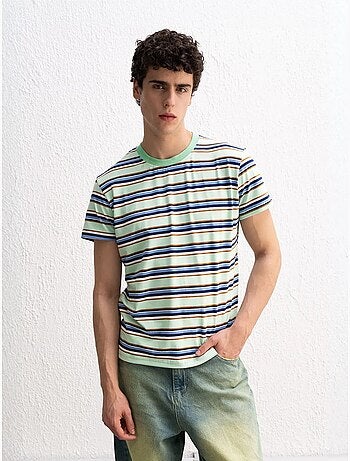 T-shirt às riscas comfort fit com decote redondo giesto