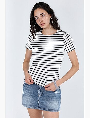 T-shirt às riscas de algodão com gola redonda busem