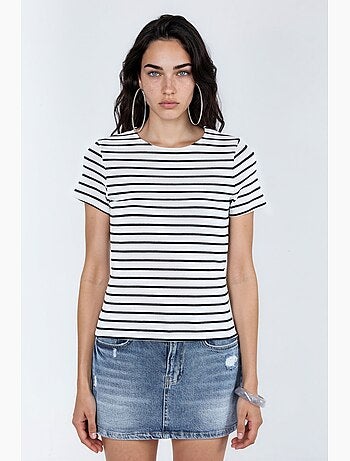 T-shirt às riscas de algodão com gola redonda busem