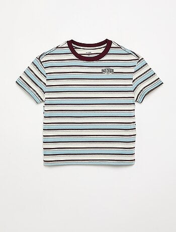 T-shirt às riscas de manga curta