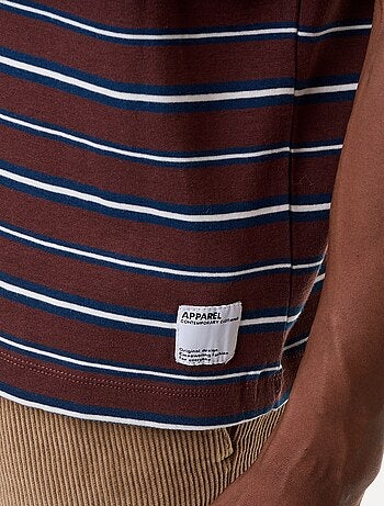 T-shirt às riscas de manga curta