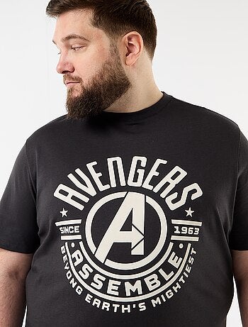 T-shirt 'Avengers' de manga curta