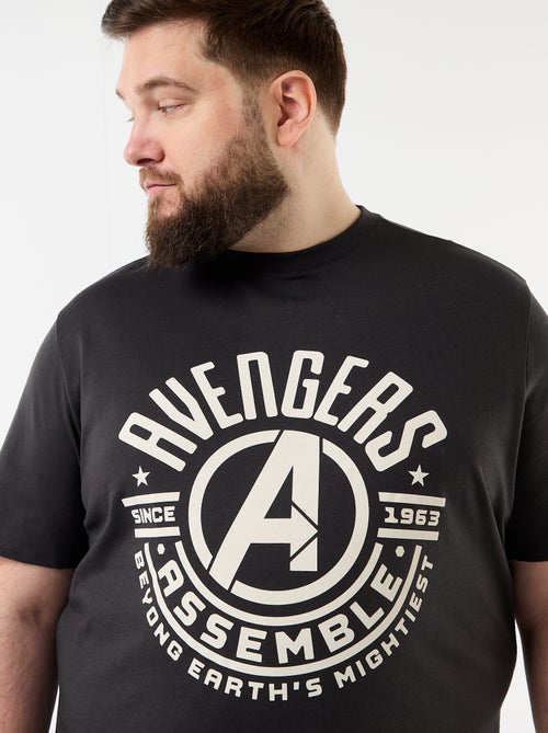 T-shirt 'Avengers' de manga curta - Kiabi