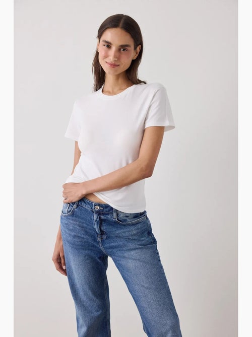 T-shirt basic slim fit de manga curta penti - Kiabi T-shirt basic slim fit de manga curta penti - Kiabi