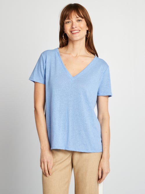 T-shirt básica com gola em bico de linho misturado - Kiabi