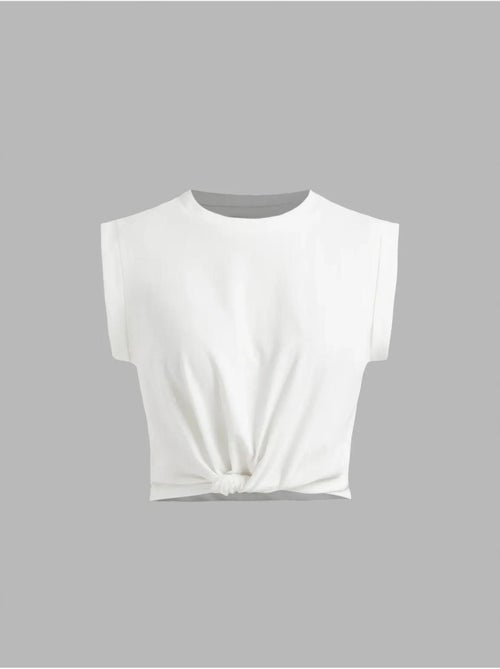 T-shirt básica cropped com decote redondo hiccup - Kiabi T-shirt básica cropped com decote redondo hiccup - Kiabi
