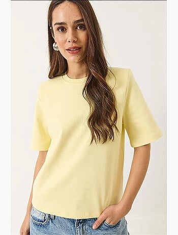 T-shirt básica de algodão acolchoado com gola redonda lucci