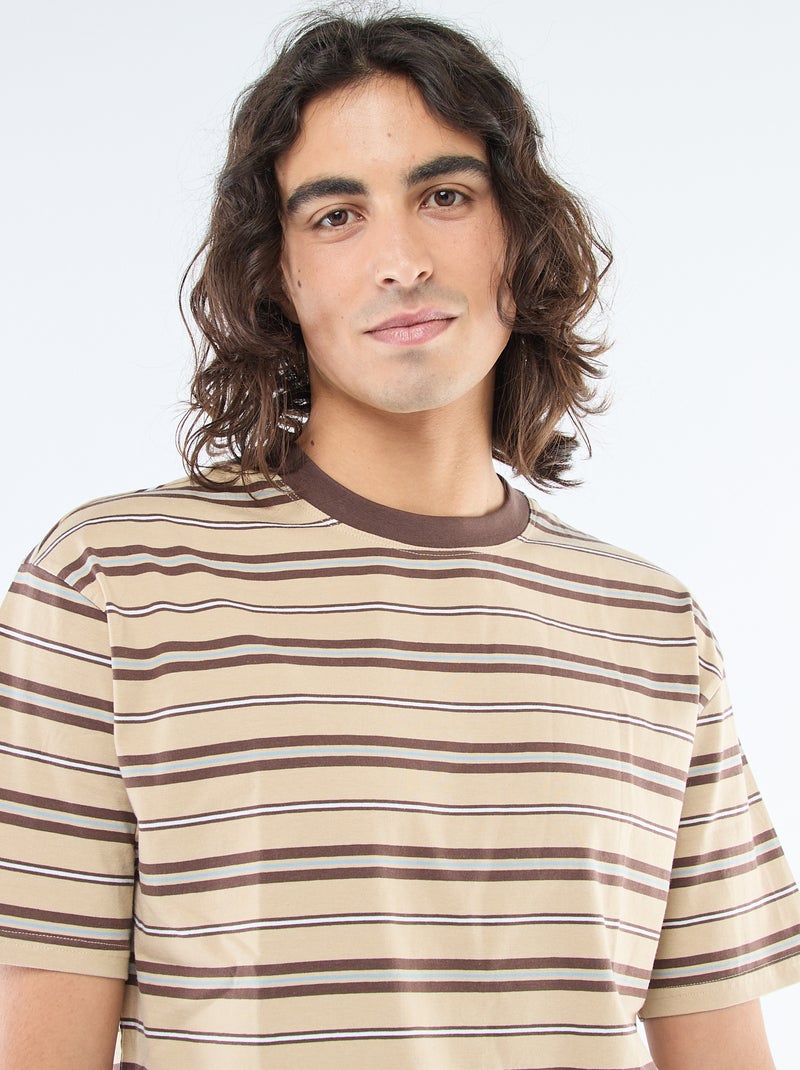 T-shirt básico às riscas Bege - Kiabi