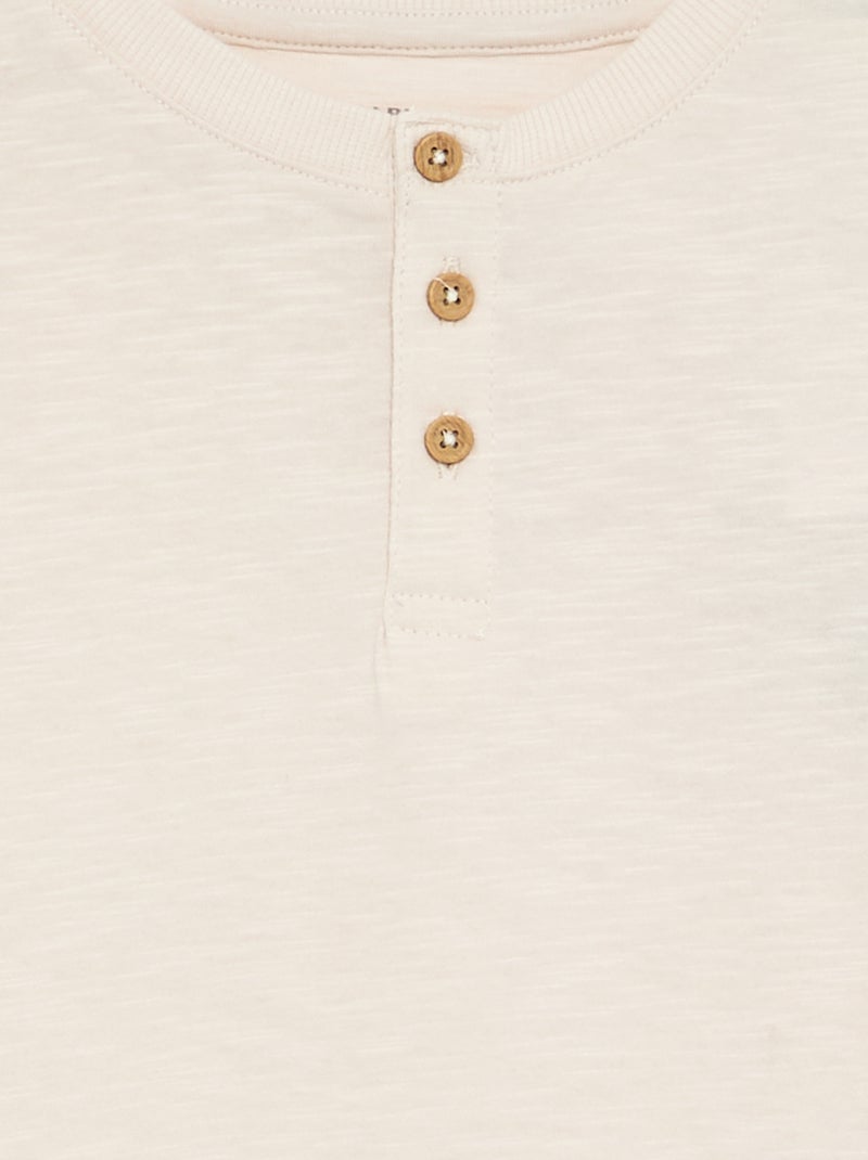 T-shirt básico de gola tunisiana Branco - Kiabi